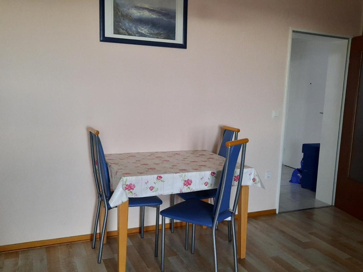 48 Qm Whole To Rent Out Near Ini And Mhh Hannover